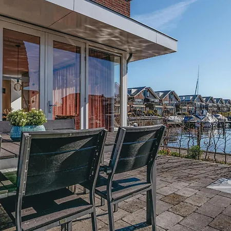 3 Bedroom Stunning In *
