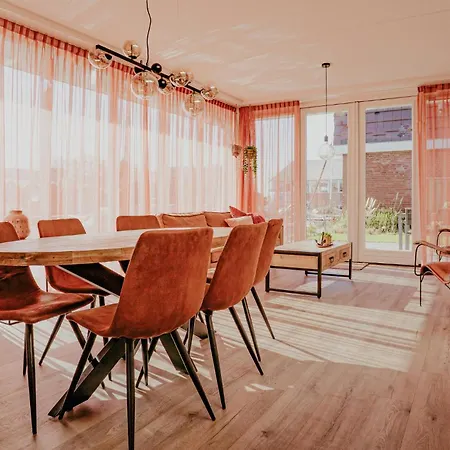 3 Bedroom Stunning In * Uitgeest